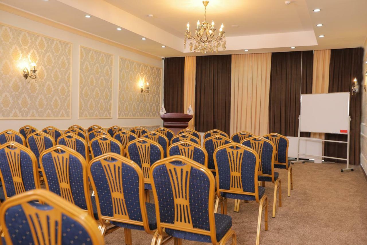 Hilal Hotel Tashkent Esterno foto